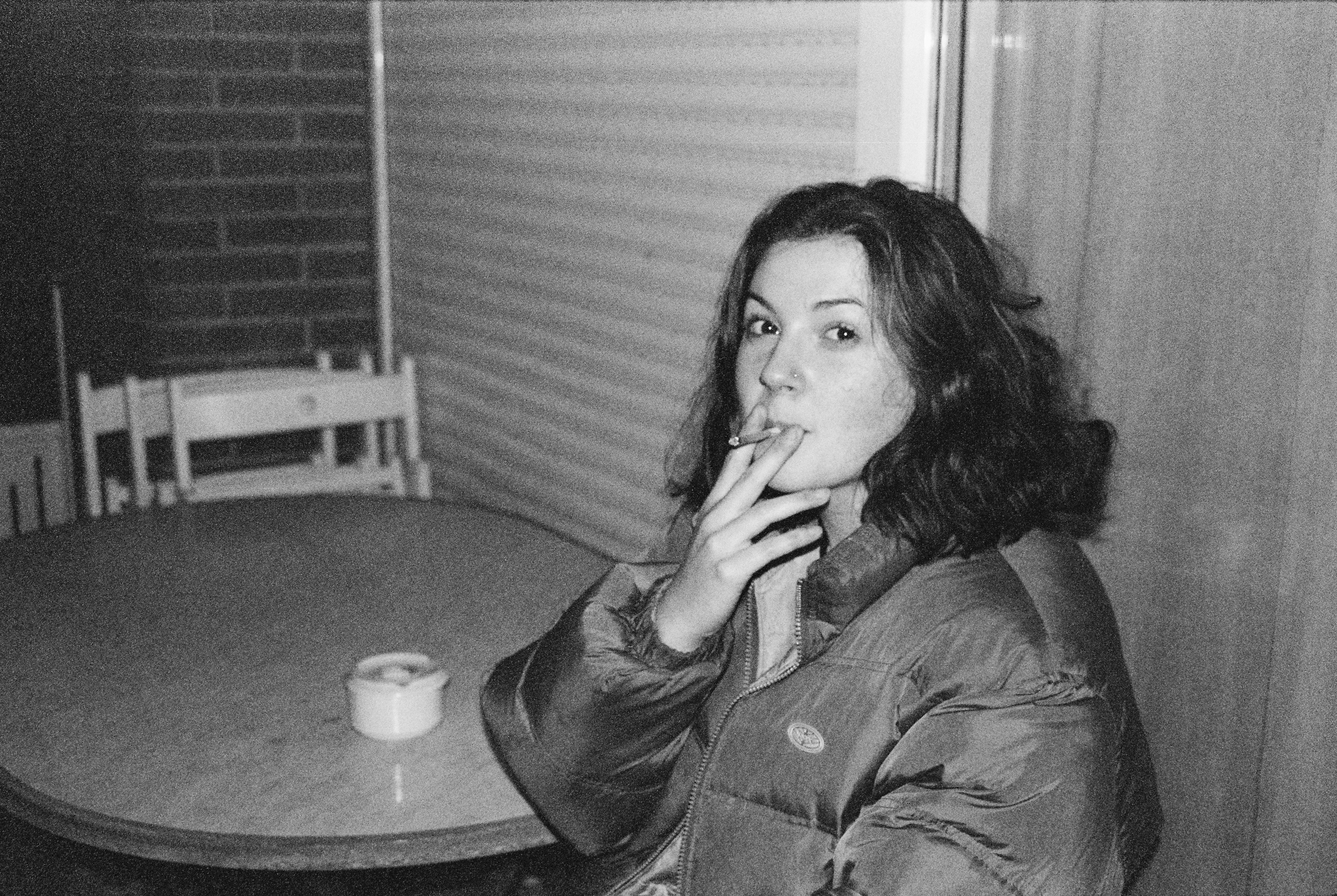 Mujer fumando